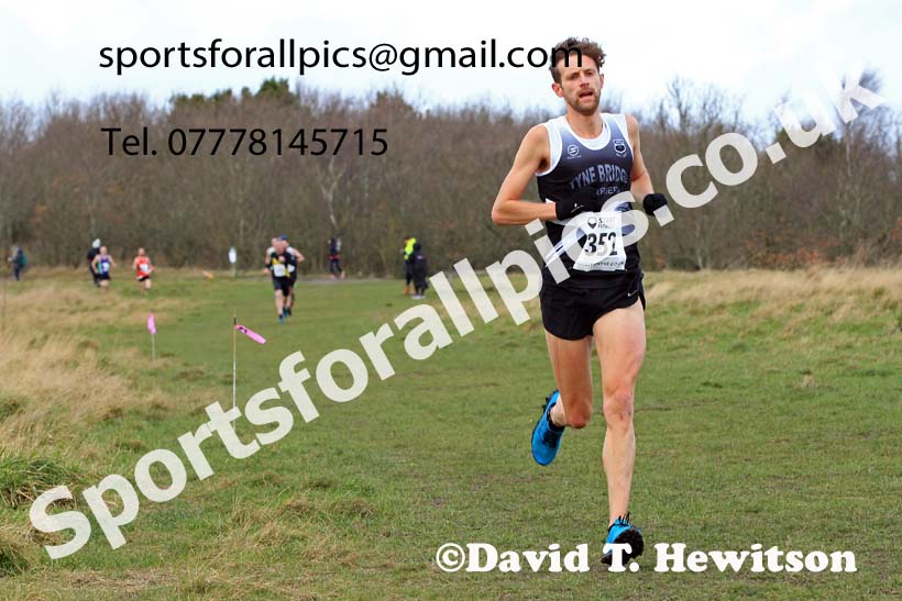 Mens 35 to 60 2022 NEMAA Open Cross Country Champs., Wallsend, Tyne and Wear. Photo: David T. Hewitson/Sports for All Pics